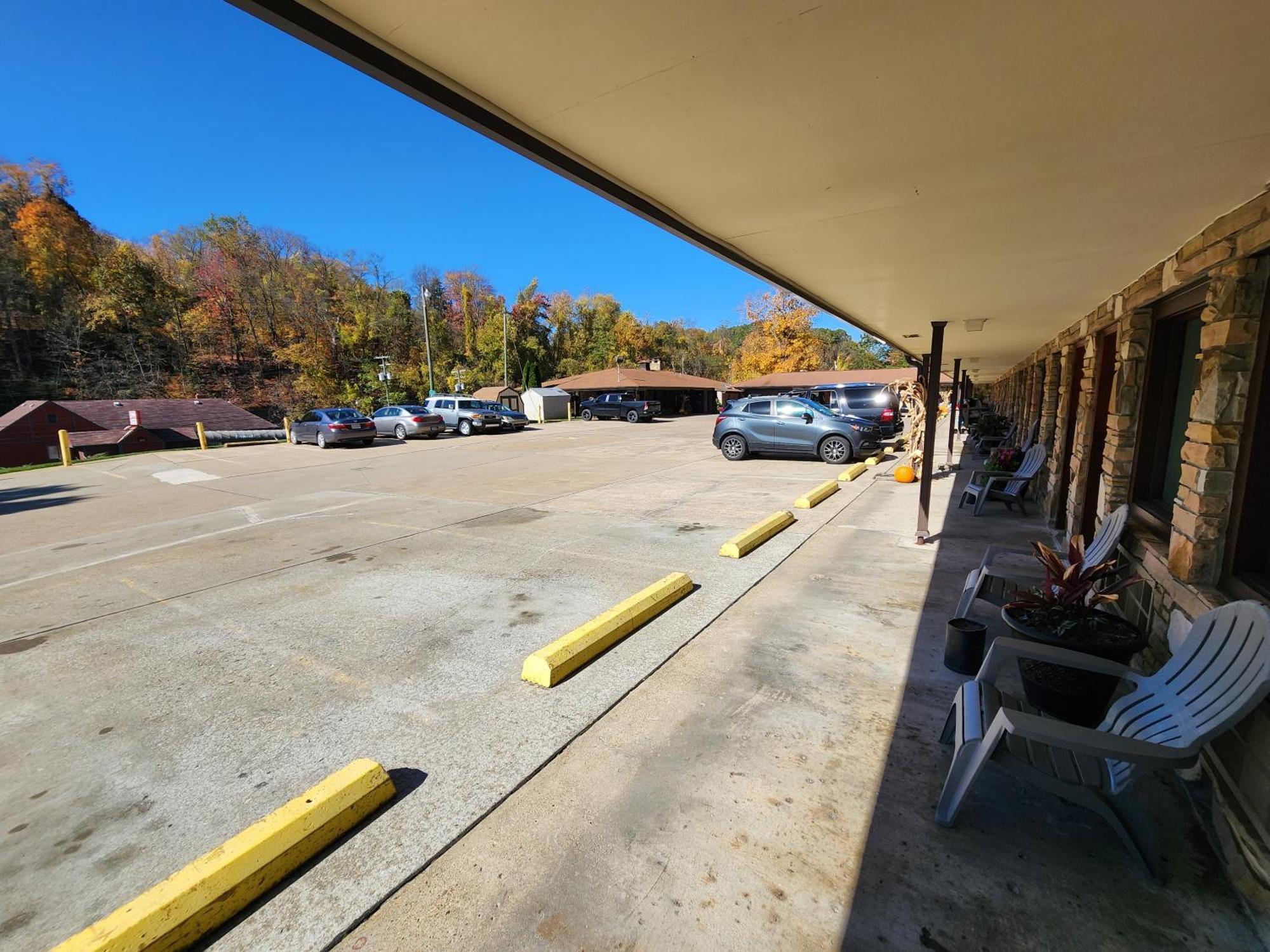 Jefferson Hills Motel